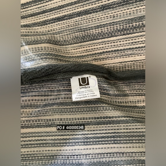 Cloth soft side blue/white underbed storage cases 31” x 19”x 6”EUC (3 available) - Picture 11 of 11